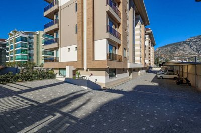 Exterior 13