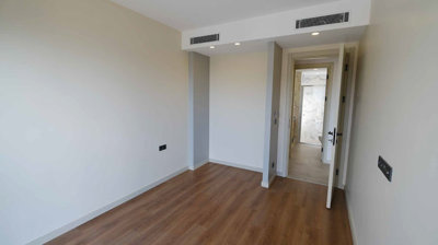 Interior 4
