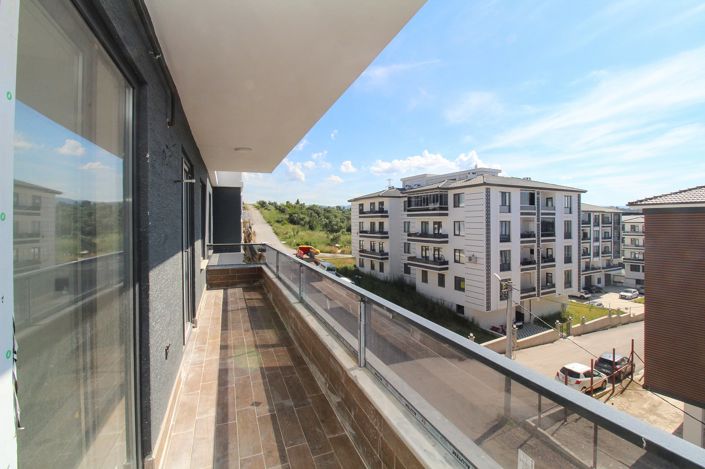 Image No.18-6 Bed Apartment for sale
