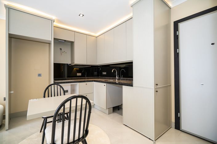 Image No.8-3 Bed Apartment for sale