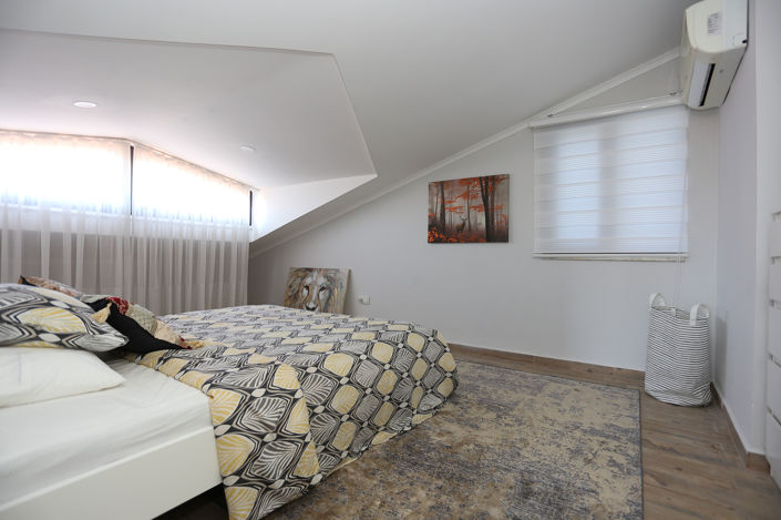 Image No.16-4 Bed Apartment for sale