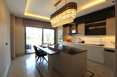Interior 3