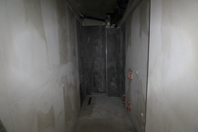 Interior 5