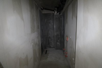 Interior 5