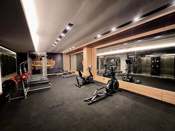 Exterior 11