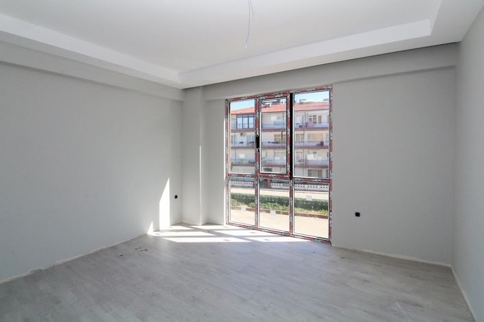 Image No.11-2 Bed Apartment for sale