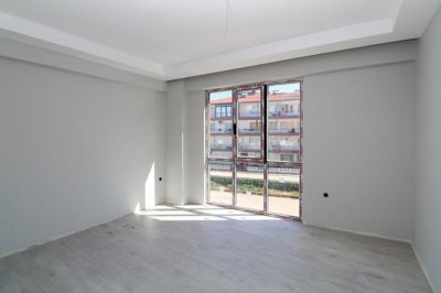 Interior 5