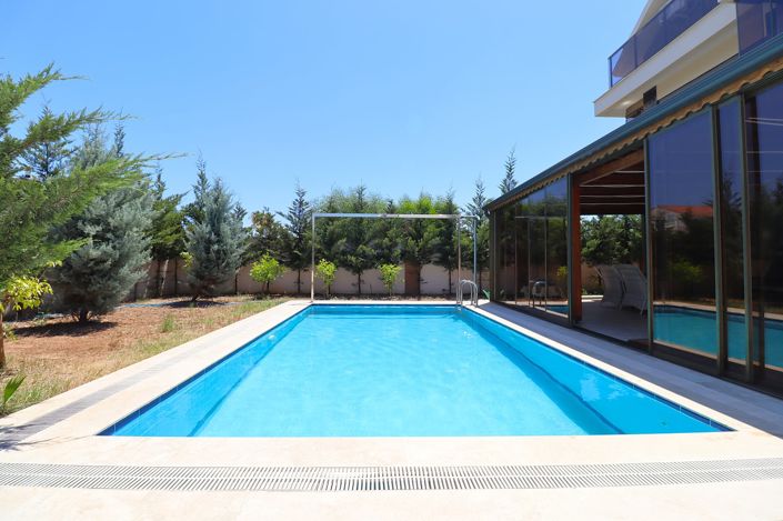 Image No.2-5 Bed House/Villa for sale