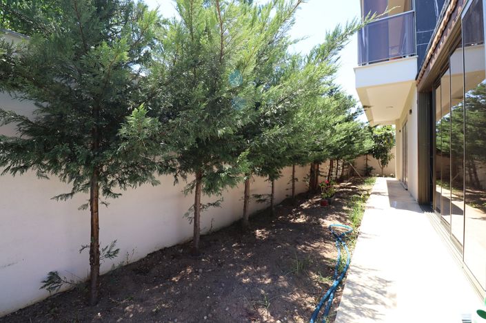 Image No.7-5 Bed House/Villa for sale