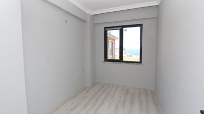 Interior 6