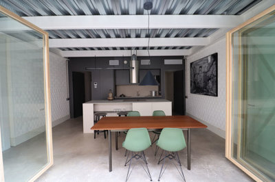 Interior 3