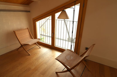 Interior 8