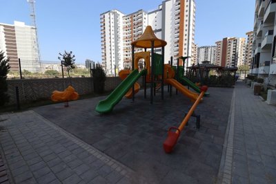 Exterior 10