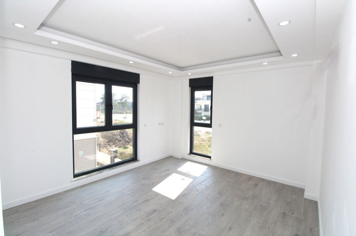 Image No.25-5 Bed House/Villa for sale