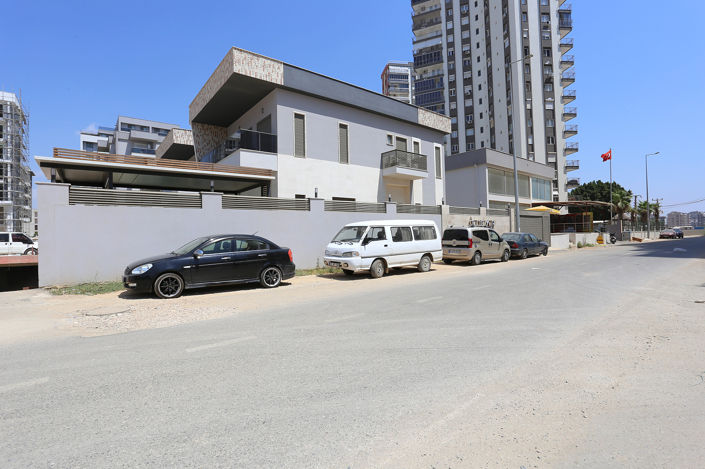 Image No.3-4 Bed House/Villa for sale