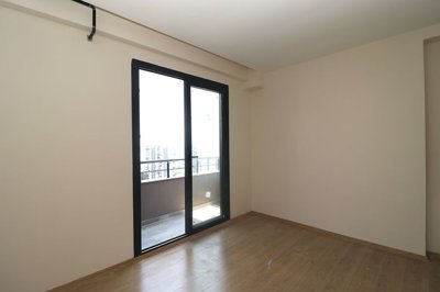 Interior 5