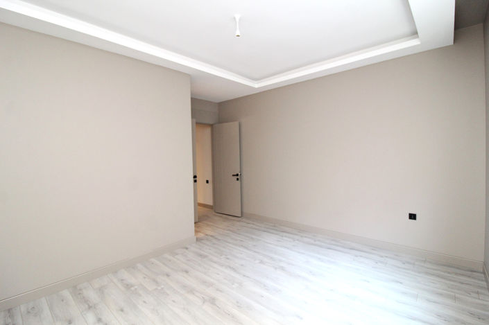 Image No.28-3 Bed Apartment for sale