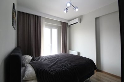 Interior 5