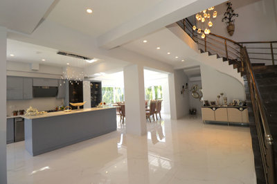 Interior 2
