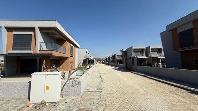 Exterior 6