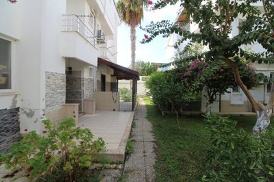 Exterior 4