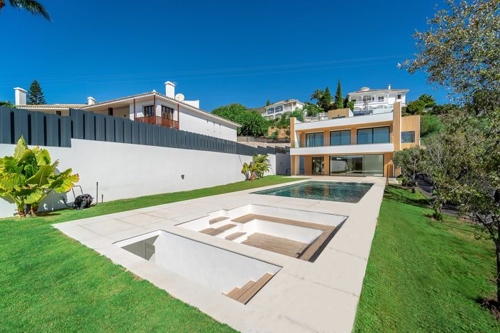 Image No.5-Maison / Villa de 5 chambres à vendre à Benalmadena