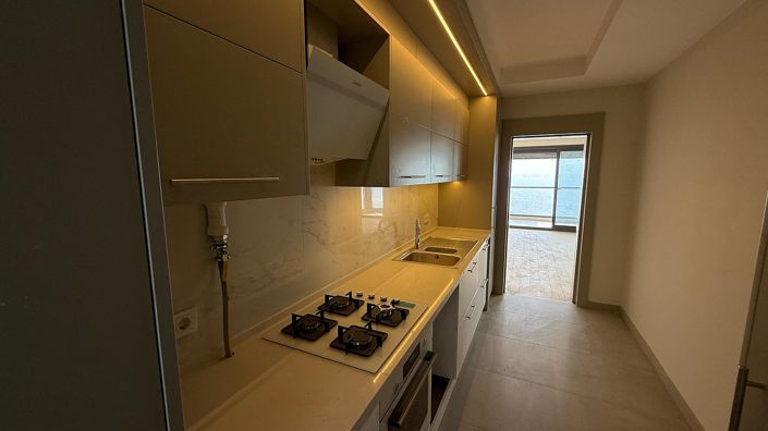 Image No.14-3 Bed Apartment for sale