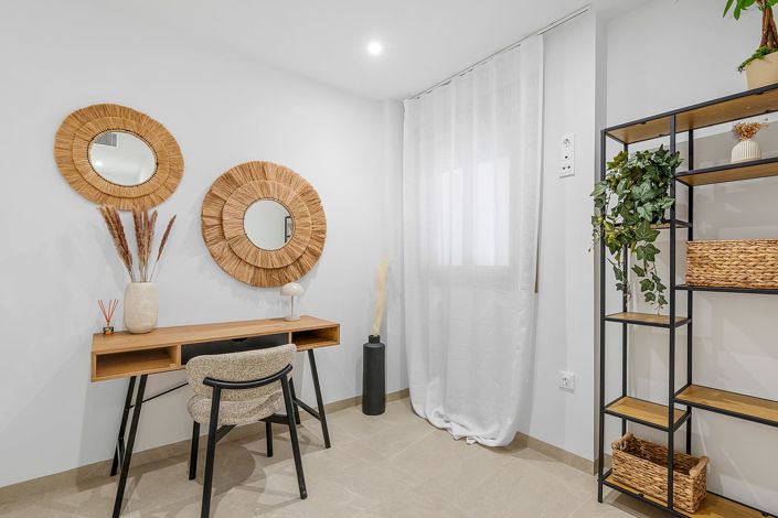Image No.21-3 Bed Apartment for sale