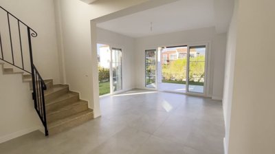 Interior 3