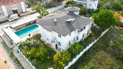 Exterior 5