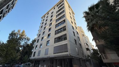 Exterior 4