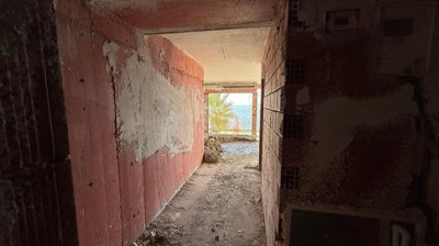 Construction 10
