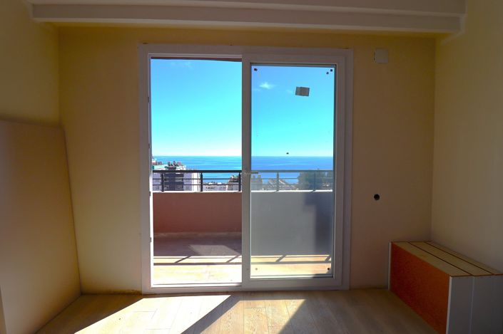 Image No.24-2 Bed Apartment for sale