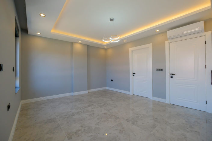 Image No.18-4 Bed House/Villa for sale