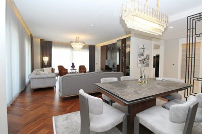 Interior 2