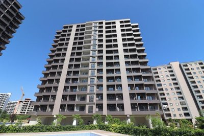Exterior 4