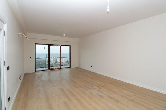 Image No.18-3 Bed Apartment for sale