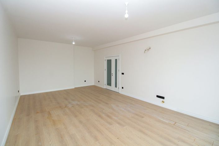 Image No.19-3 Bed Apartment for sale