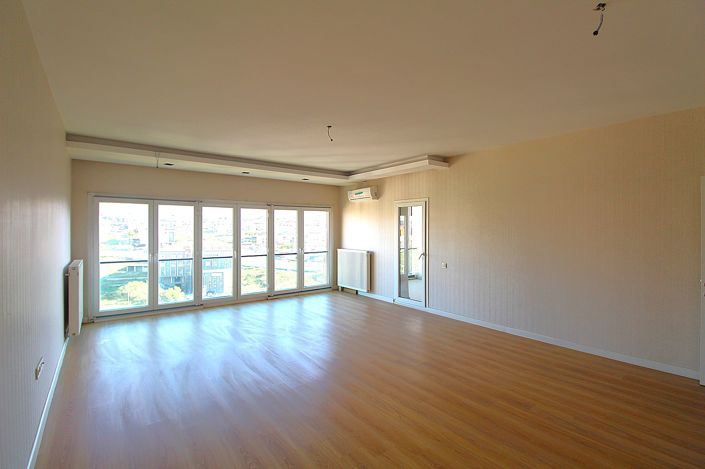 Image No.14-4 Bed Apartment for sale