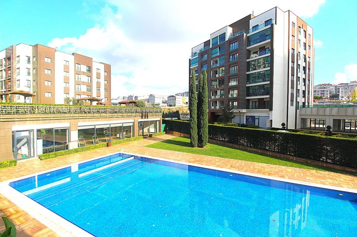 Image No.3-4 Bed Apartment for sale