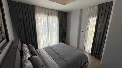 Interior 10