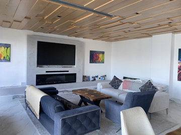 Interior 2