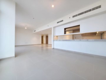 Interior 4