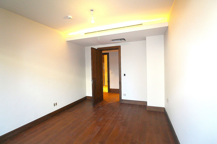 Image No.30-3 Bed Apartment for sale