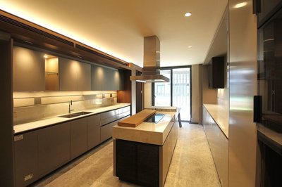 Interior 5