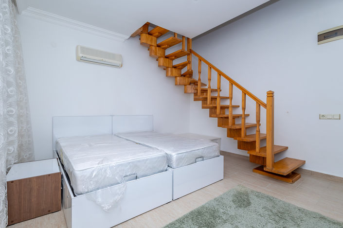 Image No.20-3 Bed Apartment for sale