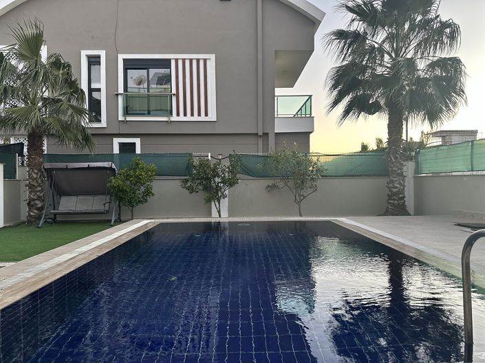 Image No.3-4 Bed House/Villa for sale