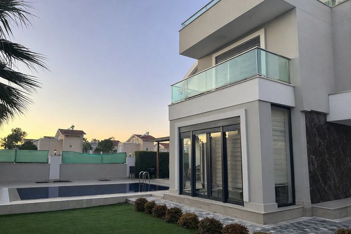 Image No.9-4 Bed House/Villa for sale