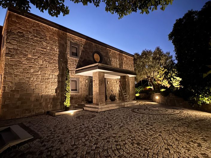 Image No.5-4 Bed House/Villa for sale