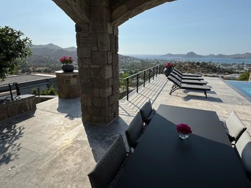 Exterior 7